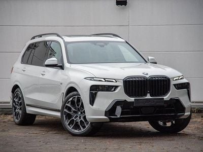 Weiß Neu 2025 BMW X7 Sport Line SUV | 123.641 € (Teuer)