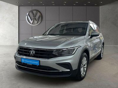 Gebraucht VW Tiguan Move 150 PS (110 kW) 2024 Silber 8e reflexsilber metallic metallic SUV