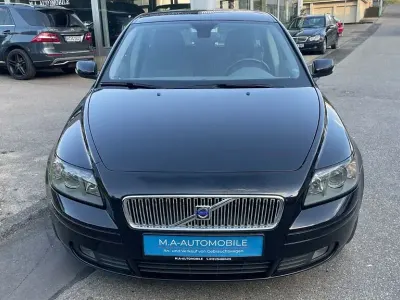 Gebraucht Volvo V50 Momentum 140 PS (102 kW) 2006 Schwarz Kombi