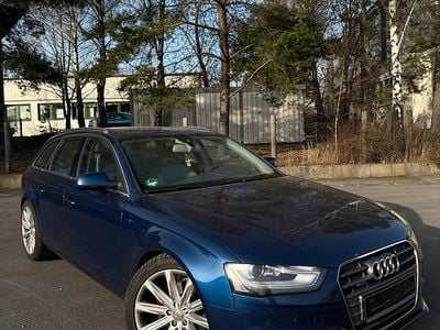 Gebraucht Audi A4 248 PS (182 kW) 2013 Blau Kombi