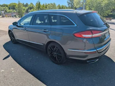 Gebraucht Ford Mondeo Vignale 190 PS (139 kW) 2020 Grau Kombi