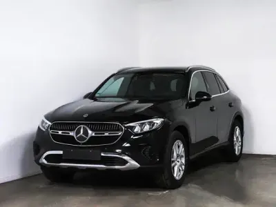 Gebraucht Mercedes GLC200 204 PS (150 kW) 2025 Lack obsidianschwarz SUV