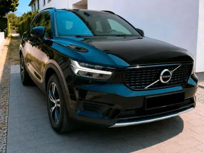 Gebraucht Volvo XC40 R-Design 163 PS (119 kW) 2020 Schwarz SUV