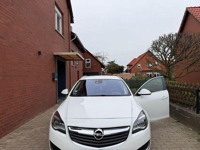 Gebraucht Opel Insignia Selection 136 PS (100 kW) 2017 Weiß Kombi