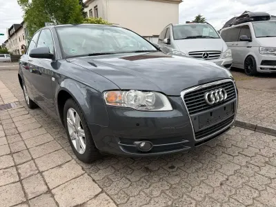 Brugt Audi A4 131 HK (96 kW) 2005 Grå Sedan