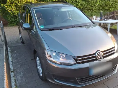 Gebraucht VW Sharan Comfortline 140 PS (102 kW) 2011 Grau Van / Kleinbus