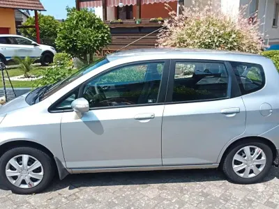 Usata Honda Jazz 83 CV (61 kW) 2005 Grigio Utilitaria