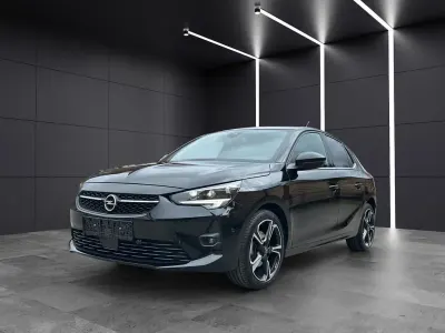 Używany Opel Corsa Ultimate 101 KM (74 kW) 2023 Czarny Hatchback