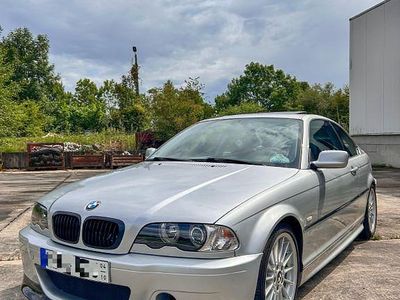 BMW 323