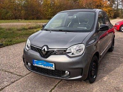 Begagnad Renault Twingo Techno 60 kW (82 HK) 2023 Grå Halvkombi