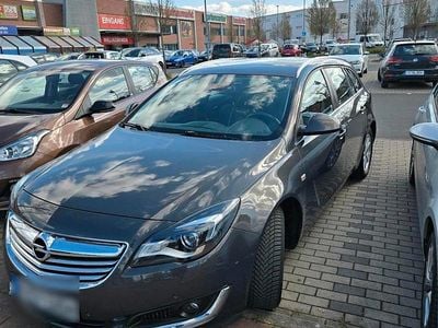 Gebraucht Opel Insignia 140 PS (102 kW) 2014 Grau Kombi
