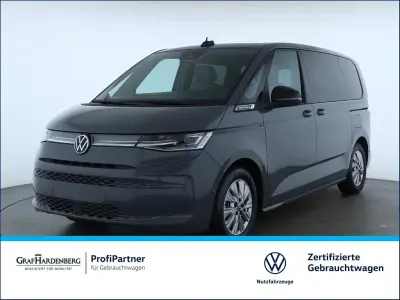 Gebraucht VW Multivan Life 177 PS (130 kW) 2025 Pure grey Van / Kleinbus
