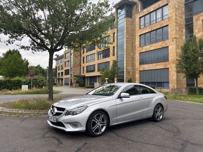 Mercedes E220
