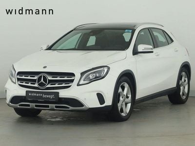 Gebraucht Mercedes GLA200 Urban 156 PS (114 kW) 2019 Weiß SUV