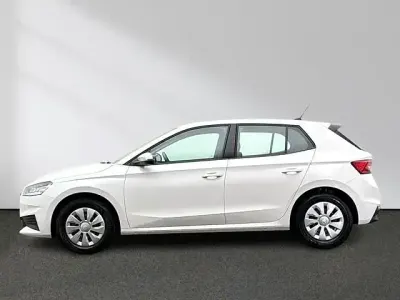 Gebraucht Skoda Fabia Ambition 110 PS (80 kW) 2023 Candyweiß Kleinwagen