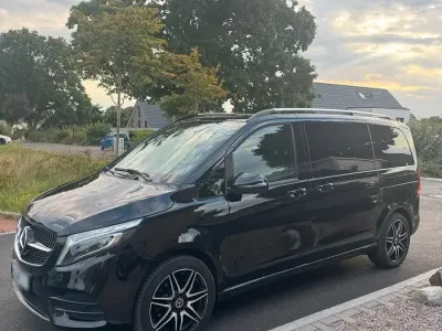 Usata Mercedes V300 AMG 239 CV (175 kW) 2020 Nero Monovolume
