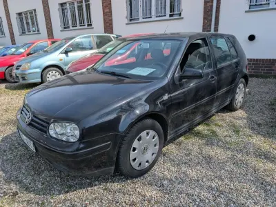 Gebraucht VW Golf IV Edition 116 PS (85 kW) 2000 Schwarz Limousine