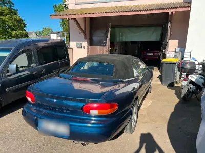Gebraucht Chrysler Stratus 120 PS (88 kW) 1999 Blau Cabrio
