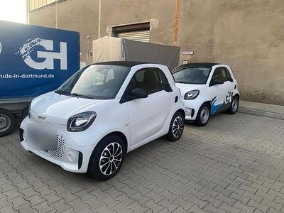 Weiß Gebraucht 2022 Smart ForTwo Coupé Kleinwagen | 9.799 € (Guter Preis)