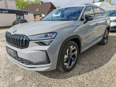 Neu Skoda Kodiaq SportLine 150 PS (110 kW) 2026 Stahl grau SUV