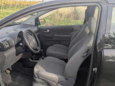 Gebraucht VW Fox 54 PS (39 kW) 2010 Schwarz Kleinwagen
