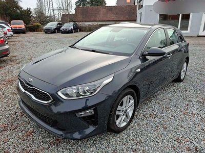 Usata Kia Ceed Vision 160 CV (117 kW) 2021 Grigio Utilitaria