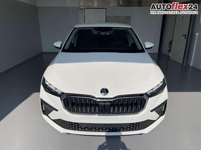 Neu Skoda Scala Selection 116 PS (85 kW) 2025 [9p9p] candy white Kleinwagen