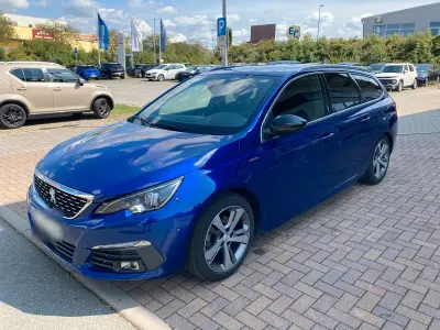 Gebraucht Peugeot 308 GT-line 131 PS (96 kW) 2020 Blau Kombi