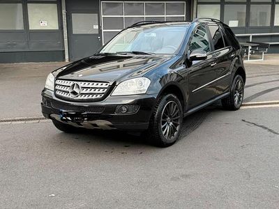 Gebraucht Mercedes ML320 211 PS (155 kW) 2008 Braun SUV