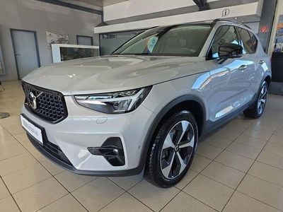 Usata Volvo XC40 Plus 197 CV (144 kW) 2024 Argento SUV