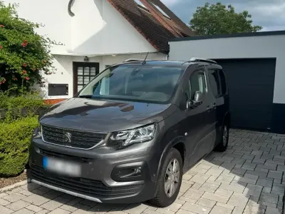 Gebraucht Peugeot Rifter 131 PS (96 kW) 2020 Grau Van / Kleinbus