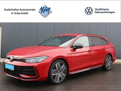 Gebraucht VW Passat R-line 150 PS (110 kW) 2024 Rot Kombi