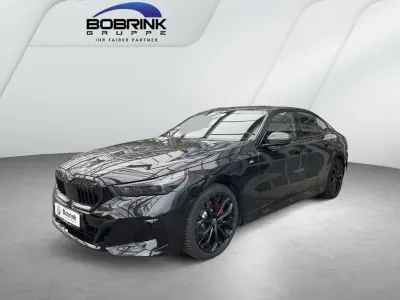 Gebraucht BMW 520 M Sport 197 PS (144 kW) 2024 Schwarz Limousine