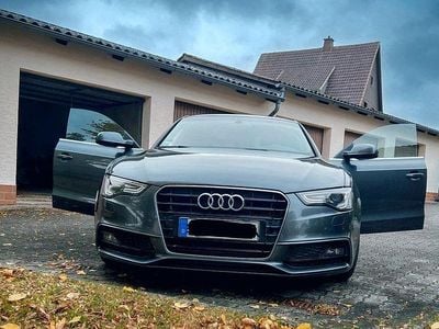Grau Gebraucht 2013 Audi A5 Sportback Sport Kleinwagen | 12.400 € (Etwas zu teuer)