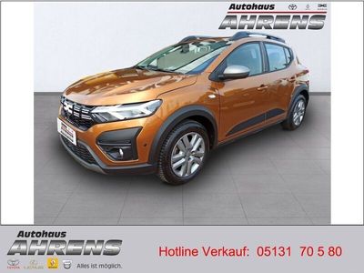 Gebraucht Dacia Sandero Expression 101 PS (74 kW) 2023 Orange Kleinwagen