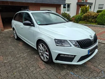 Gebraucht Skoda Octavia RS 184 PS (135 kW) 2018 Weiß Kombi