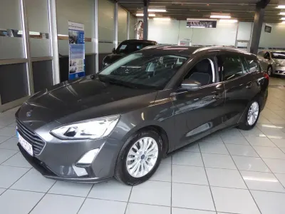 Gebraucht Ford Focus Titanium 120 PS (88 kW) 2019 Magnetic Kombi