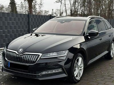 Gebraucht Skoda Superb Style 218 PS (160 kW) 2020 Silber Kombi