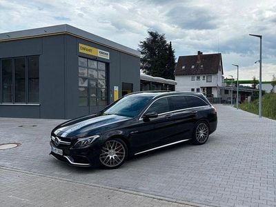 Mercedes C63 AMG