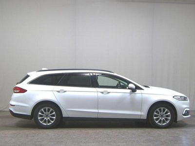 Begagnad Ford Mondeo Trend 150 HK (110 kW) 2021 Vit Kombi