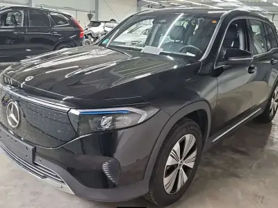 Gebraucht Mercedes EQB250 139 kW (190 PS) 2024 Nachtschwarz SUV