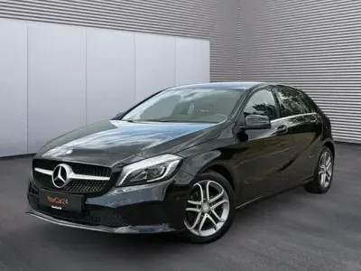 Gebraucht Mercedes A180 Urban 122 PS (89 kW) 2016 Schwarz Kleinwagen