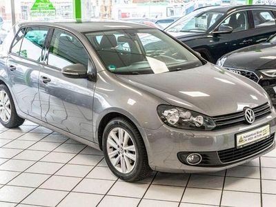 Gebraucht VW Golf VII Style 105 PS (77 kW) 2012 Grau Limousine