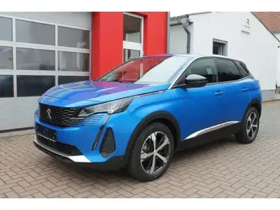 Gebraucht Peugeot 3008 Allure 131 PS (96 kW) 2023 Vertigo blau metallic / drei s SUV