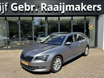 Gebraucht Skoda Superb Style 150 PS (110 kW) 2019 Grau Kombi
