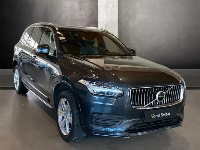 Gebraucht Volvo XC90 Momentum 235 PS (172 kW) 2021 Grau SUV