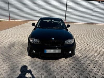 Usata BMW 116 122 CV (89 kW) 2010 Nero Utilitaria