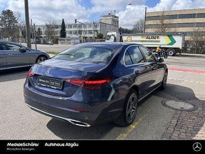 Gebraucht Mercedes C300e AMG 313 PS (230 kW) 2024 Lack sodalithblau (metallic) Limousine