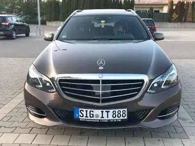 Gebraucht Mercedes E350 Elegance 252 PS (185 kW) 2014 Braun Limousine