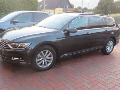 Gebraucht VW Passat Comfortline 150 PS (110 kW) 2018 Grau Kombi